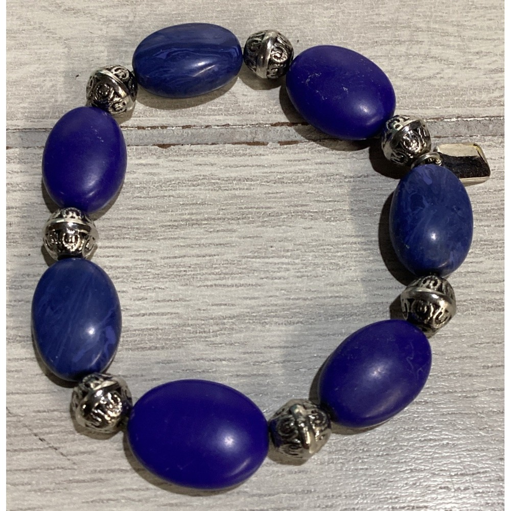 Silvertone Bracelet w/‎ Purple Smooth Oval Stones & Silver Beads CHAPS